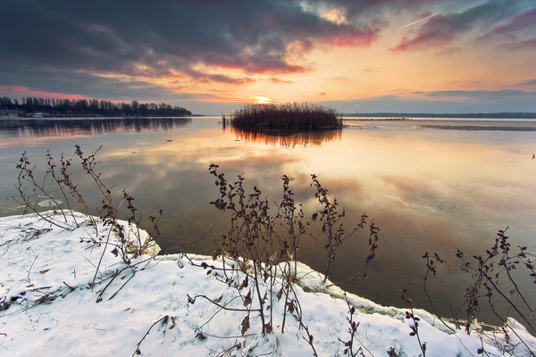 Artem Nosenko: sky water clouds island grass snow ice